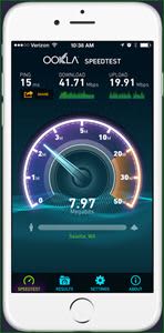 Een smartphone met een speedtest erop